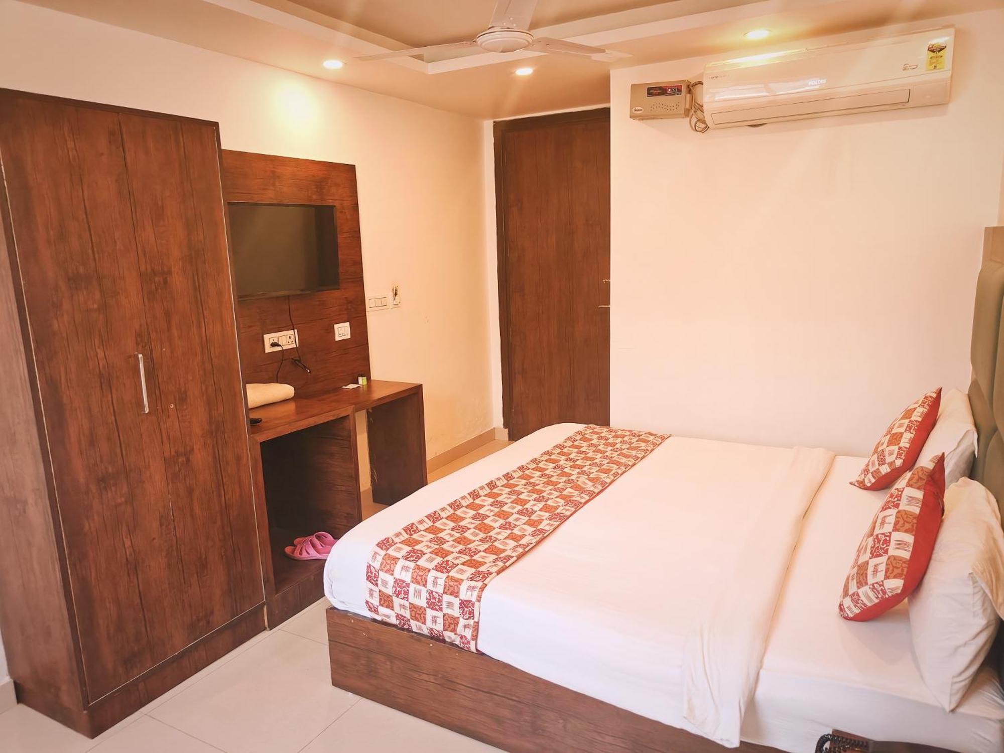 Hotel De Tark A Family Hotel Near Igi Airport Delhi Yeni Delhi Dış mekan fotoğraf